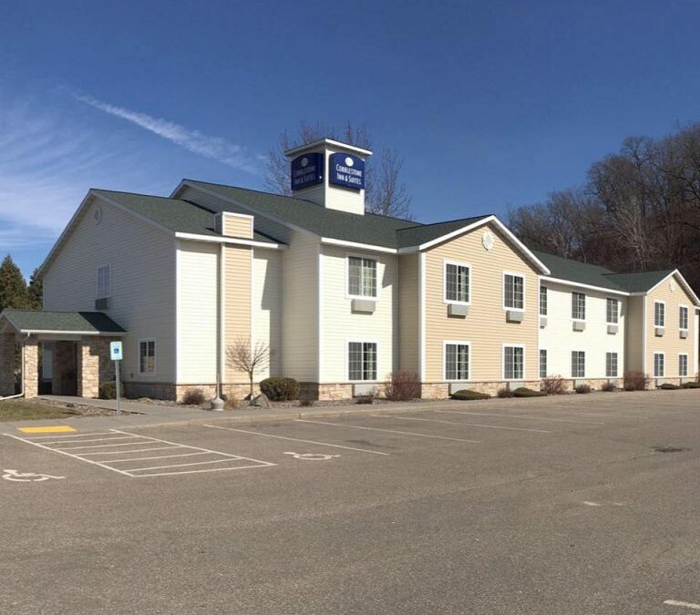 Cobblestone Inn & Suites