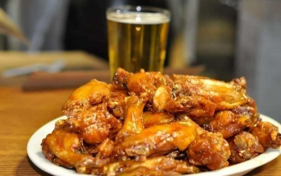 Rooster Tail Bar & Grill
