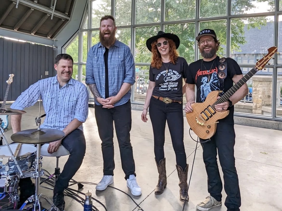 Tennessee Stiffs Visit Pepin County Wisconsin